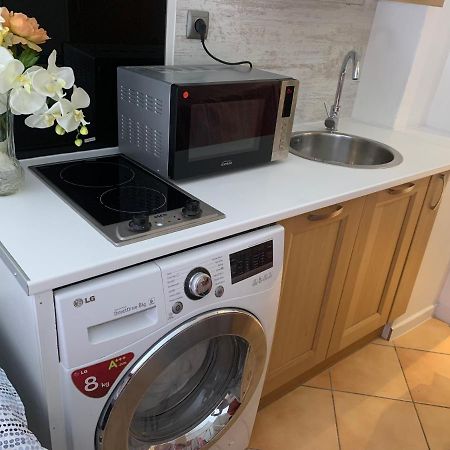 Joli Studio Tout Confort Avec Toutes Commodites Vaulx-en-Velin Zewnętrze zdjęcie